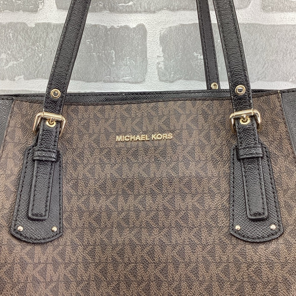Michael Kors Brown and Black Women's Voyager Small Logo Tote Bag - Picture 3 of 10